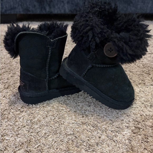 UGG Other - Ugg Toddler Mini Bailey Button II Boot Black
